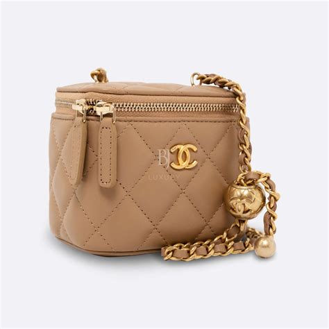 chanel vanity bag mini size